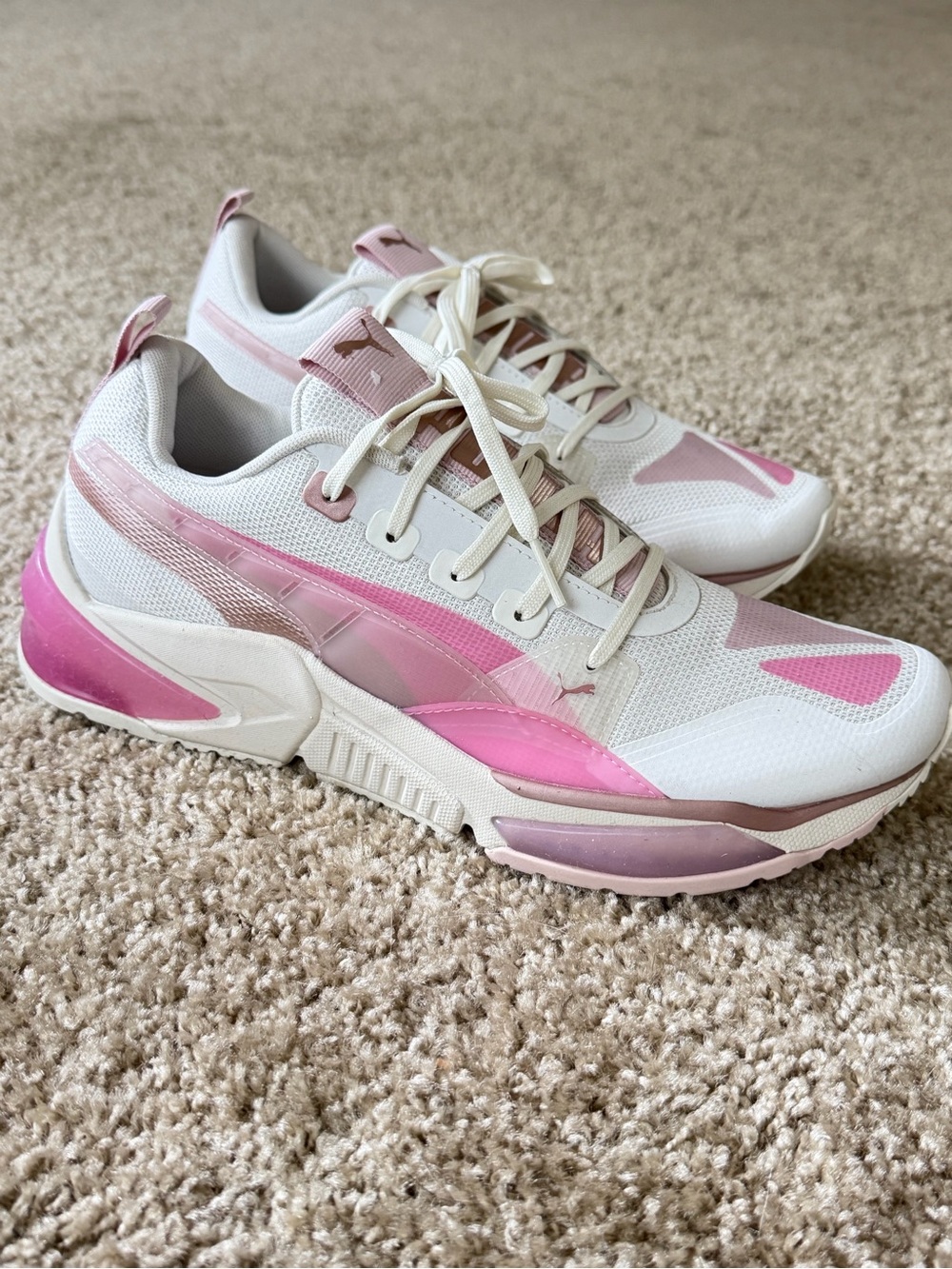 Puma Women's White and Pink Athletic Sneakers